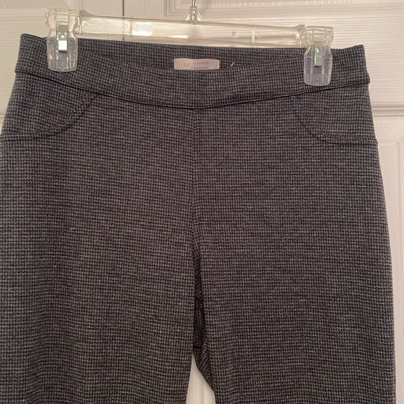 LC Lauren Conrad Houndstooth Pull-up Dress Pants in Excellent Condition - Picture 3 of 16